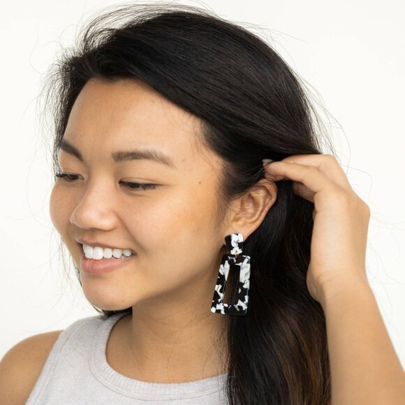 π 2/$20 - Black and White Acrylic Earrings - Picture 7 of 7